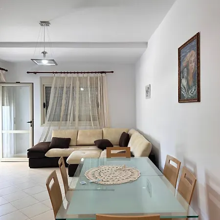 Mukajs17 Apartmán *